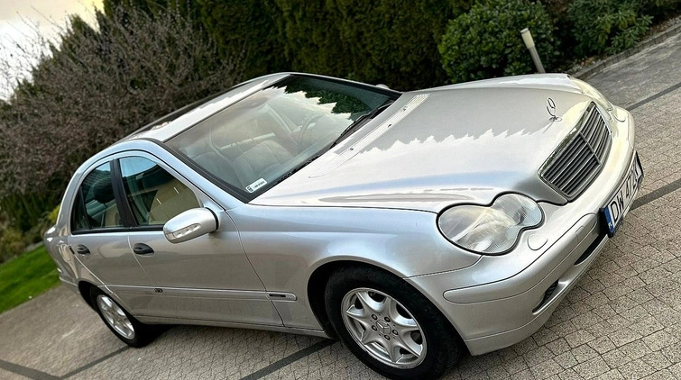 Mercedes-Benz Klasa C cena 13900 przebieg: 159000, rok produkcji 2001 z Wrocław małe 277